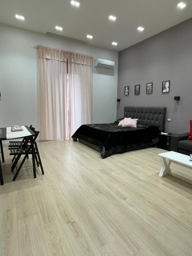 Nsh Apparthotel, Napoli Centro ภายนอก รูปภาพ