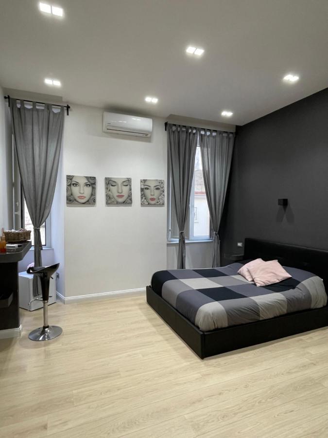Nsh Apparthotel, Napoli Centro ภายนอก รูปภาพ