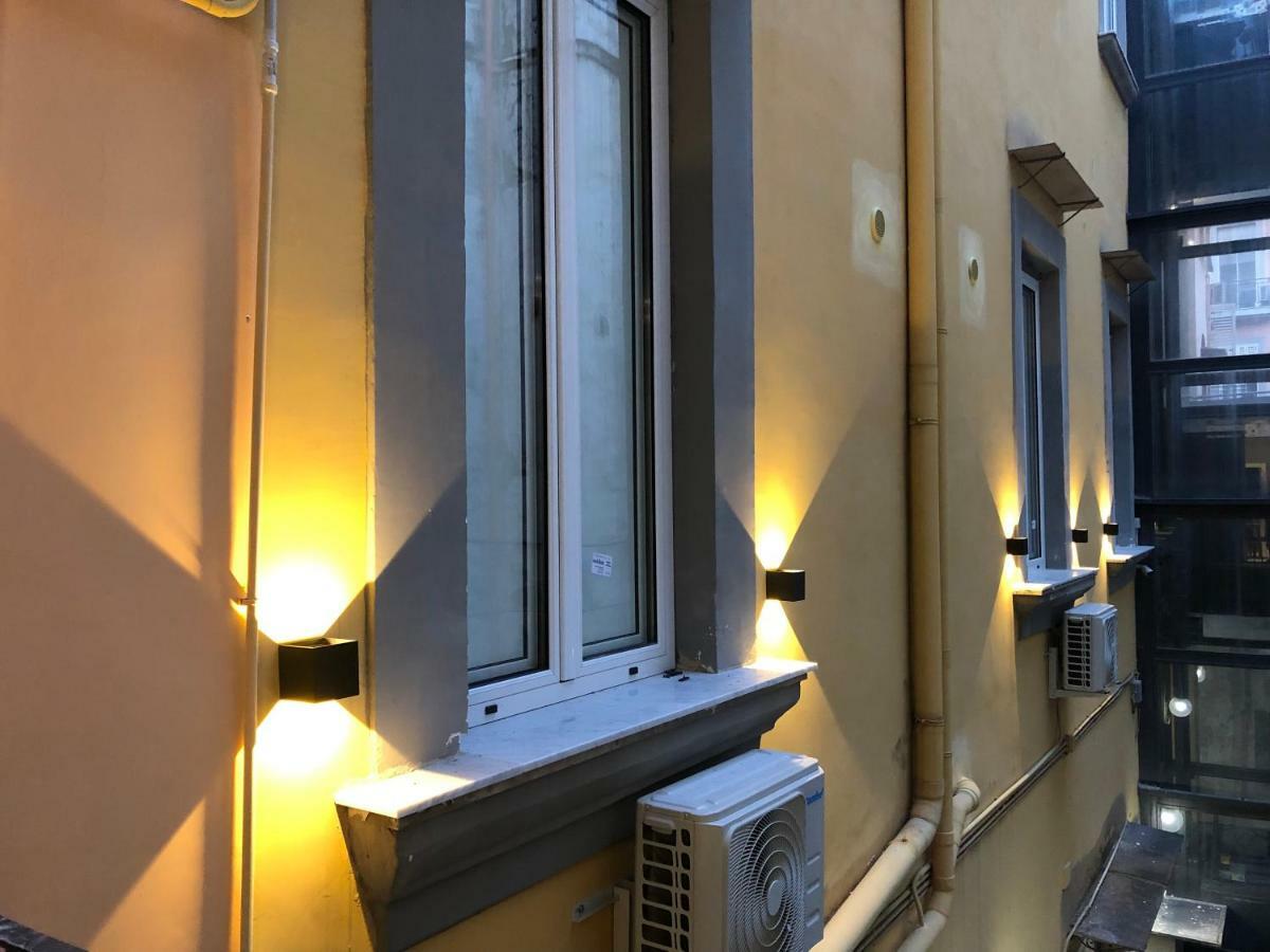 Nsh Apparthotel, Napoli Centro ภายนอก รูปภาพ